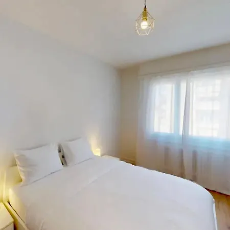 Spacious Minimalist 2br Free Parking Daire *