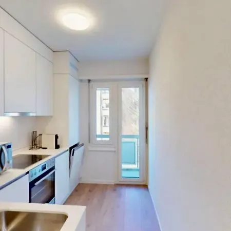 Spacious Minimalist Prilly 2br Free Parking Appartement Prilly